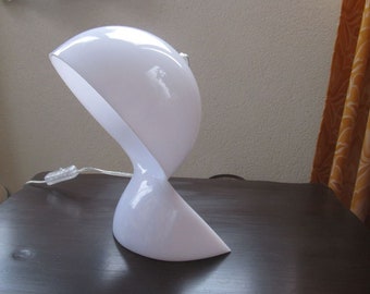 Dalu Table Lamp - Artemide Dalu Lamp by Vico Magistretti
