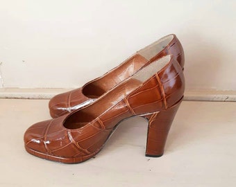 Ladies Vintage Heels Leather Shoes