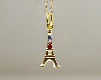 Eiffel tower necklace in gold