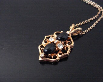 Vintage LIND Black & Rhinestone Golden Pendant Necklace