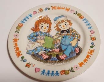 1969 Raggedy Ann and Andy plate