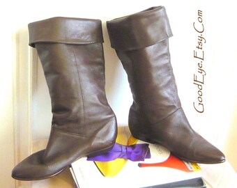 Vintage Leather PIRATE Knee Boots / Size 7 .5 M Eu 38 UK 5 / Flat Pixie Cuff Slouch Boot WIDE Leg / Dark Brown made in Uruguay