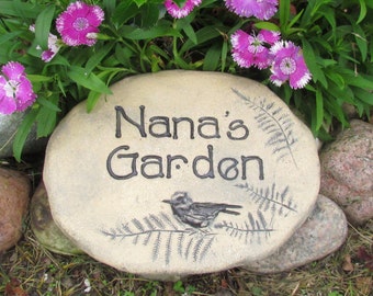 Nana gift, Nana stone, Handmade Mother's day gift for Nana Rustic Outdoor decor. Sculpted garden art with bird. "Nana's Garden" sign.
