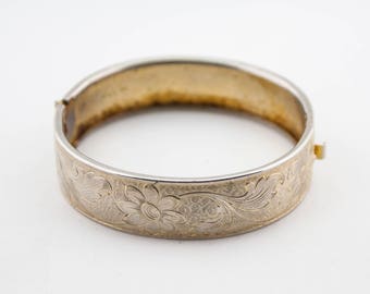 Vintage Gold Tone Floral Clamper Bangle Bracelet
