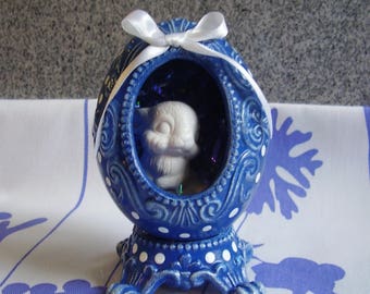 Decorative egg, blue-white