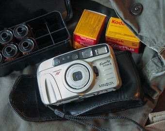 Minolta Family Zoom II 35mm Point and Shoot Camera
