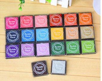 20pcs/lot 20 colors DIY Scrapbooking Vintage Crafts Ink pad Colorful Inkpad Stamps Sealing Decoration Stamp