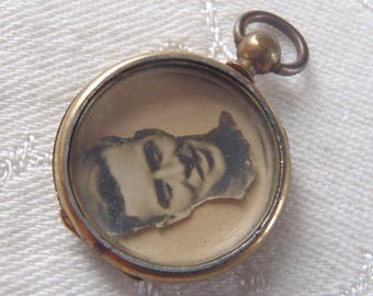 Vintage Round Locket Photo Holder Guilloche Design