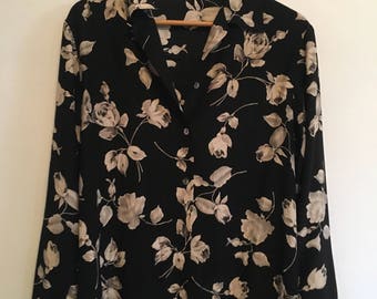 Vtg 90s Silk floral Button down S/M