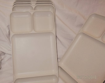 6 Tupperware 4 Compartment Divided Trays Set 6