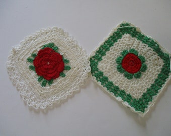 Vintage Crochet Roses Pot Holders-Set of 2-Red and Green
