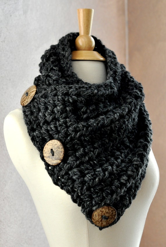 Ooh La La European Fashion Scarf. Warm cozy & stylish scarf