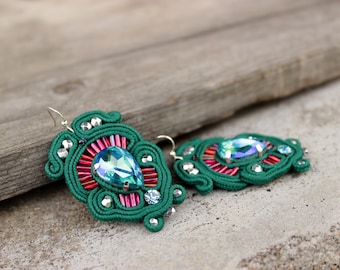 Dark green earrings Soutache earrings with crystal earrings drop Green dangle earrings Mothers day gift idea for sister Bling Grüne Ohrringe