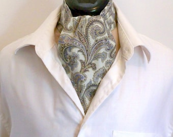 Man's Ascot, Casual Day Cravat, Sage Green Paisley, Cotton Fabric Tie, Trendy Fashion, Made To Order