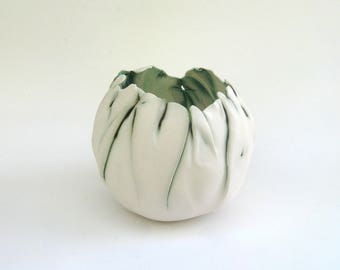 hand built porcelain bowl ... balloon bowl ... matte