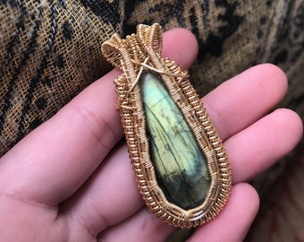 Yellow/green Labradorite Wire Wrapped Pendant