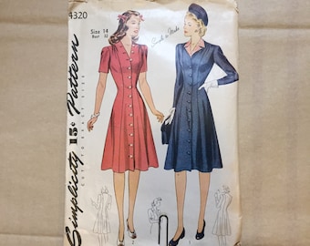 Vintage 40's Sewing Pattern, Day Dress, Short Sleeve, Knee Length, Simplicity 4320, Vintage Size 14 Bust 32 XS Extra SMALL