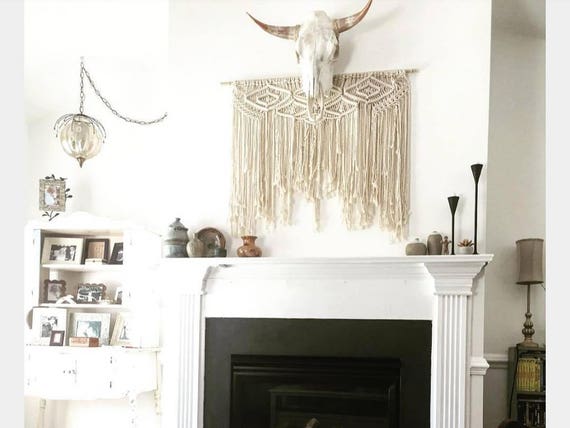 Large Macramé wall hanging/wall art/tapestry/weaving/bobo
