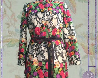 70s Walk in the Garden Robe