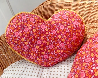 Hearts in sets of 2 cushions pillows