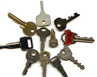 Vintage car keys | Etsy