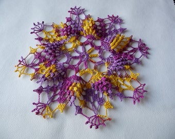 Doily hand crocheted multicolor cotton 'harvest '.