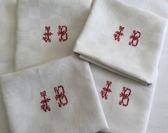 4 linen - cotton napkins / red monogram