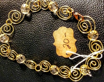 Bracelet with a twist