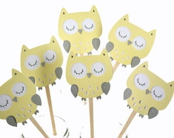 12 Yellow Owl Cupcake Toppers / Owl Birthday / Yellow Owl Baby Shower / Owl Invitation / Owl Party Decor / Owl Cake Topper / Owl Centerpiece