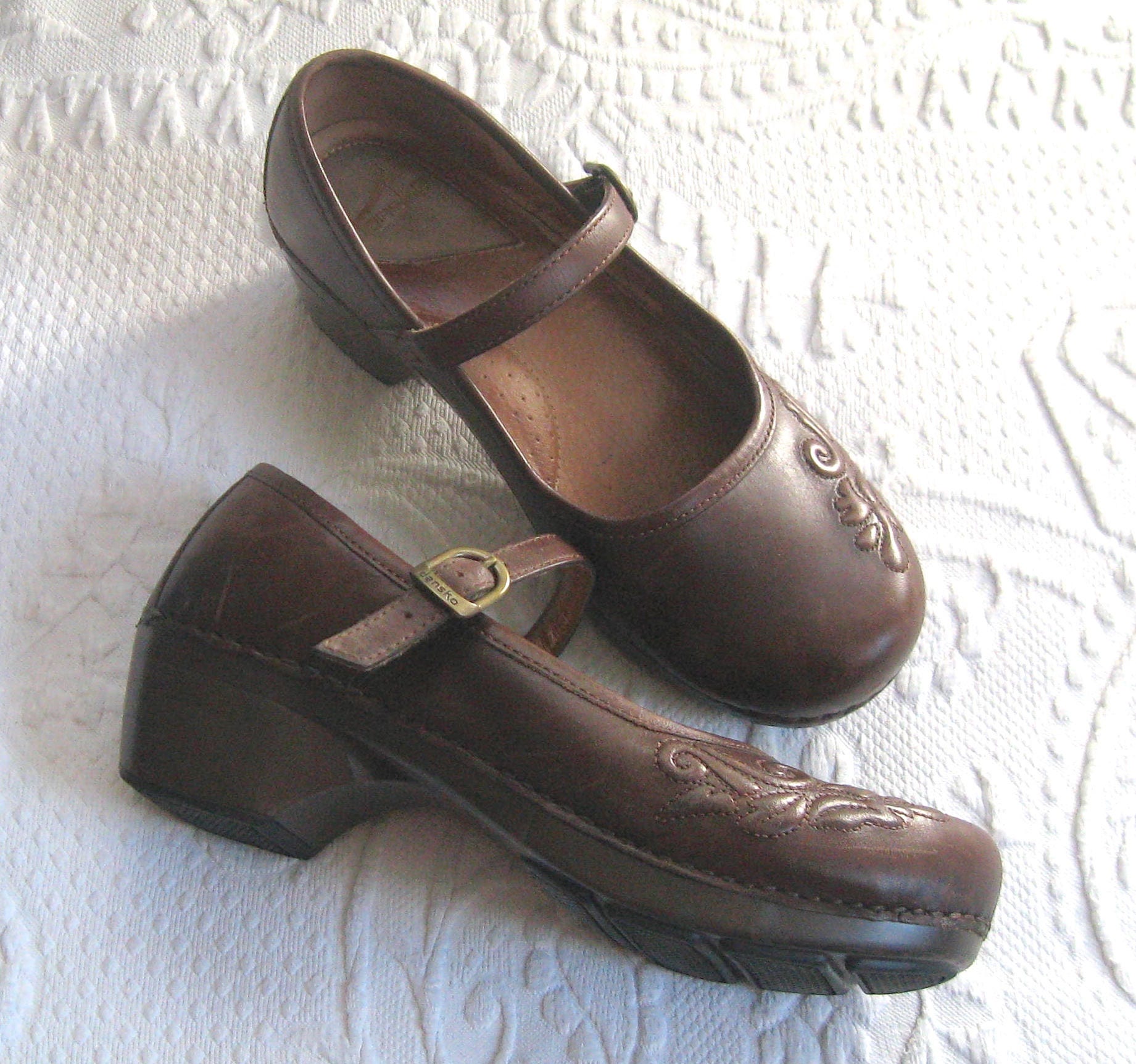 dansko mary