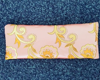 Yoga Pillow, Eye Pillow, Lavender Eye Pillow, Yoga Prop, Aromatherapy, Sleep Aid, Organic flax pillow, Gift
