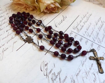 Antique french garnet glass rosary. Garnet rosary. Jeanne d'Arc living. French Nordic decor. Madonna rosary. Christian home