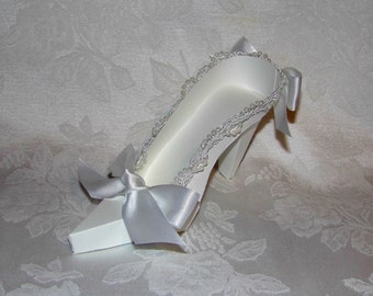 Paper Shoe, White Wedding High Heel Paper Keepsake Shoe, Decoration, Art Sculpture, Original Design