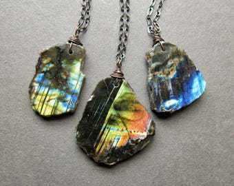 Raw Labradorite Necklace - Raw Gemstone Necklace - Raw Stone Necklace - Large Labradorite Pendant- Labradorite Jewelry- Spectrolite Necklace
