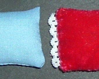 MINIATURE PILLOWS (2)