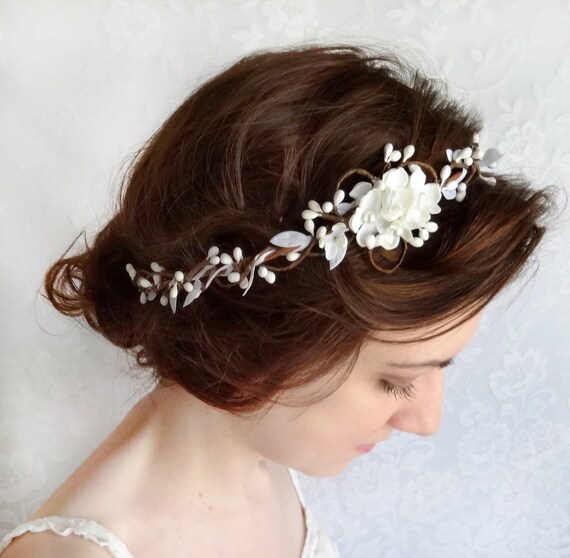 Image of wedding hair flower accessories