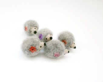 Tiny felt hedgehog, Grey hedgehog brooch, Needle felt animal brooch, Kids brooch, Wool miniature, Nature inspired, For hedgehog collectors