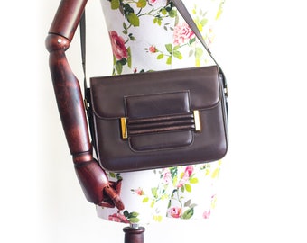 Gorgeous and rare vintage Yves Saint Laurent brown leather shoulder bag