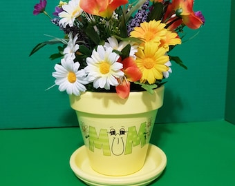 Decorative Mother's Day pot, Terracotta Planter