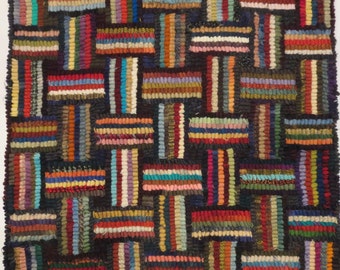 Hand hooked wool rug 15.5" x 16"