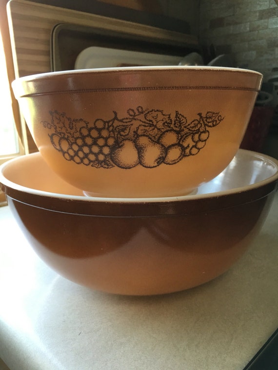 Pyrex old orchard mixing bowls; 403, 404 from thewillisline on Etsy ... Pyrex old orchard mixing bowls; 403, 404 from thewillisline on Etsy ...