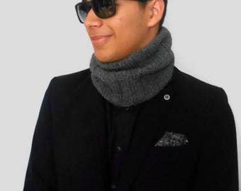 Cashmere infinity loop scarf, gray neckwarmer unique gift for him, anniversary present for husbands, casual chic turtleneck for boyfriends