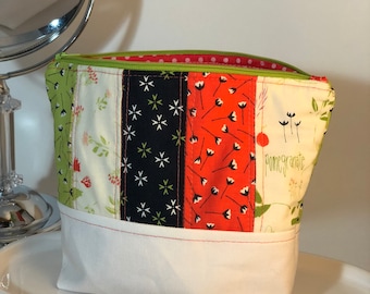 Gift Quilted Cosmetic Bag - Makeup Bag - Zippered Pouch - Teacher Gift - Graduation Gift - Bridesmaid Gift