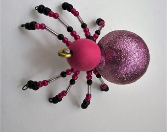 1 Spider Beaded Pink Gilter,Pink,Clear,Black.