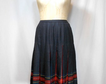 vintage 1970's peekaboo plaid skirt / Aljean / pleated skirt / women's vintage skirt / tag size 10
