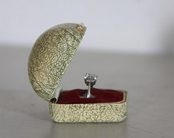 Vintage Ring Box, Faux Leather Engagement Wedding Ring Box Gold and Cream
