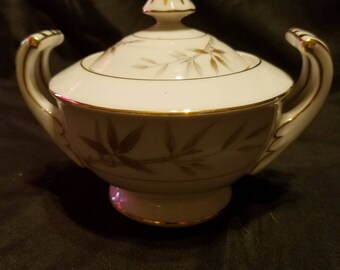 Harmony House "Vicki" sugar bowl