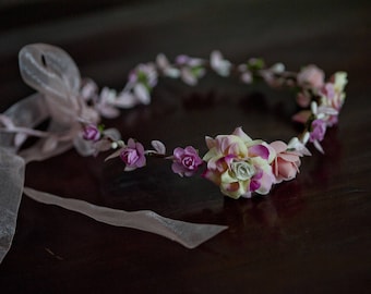 Pink flowers for sweet Elf wreath