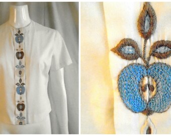 Vintage 1950's Blouse Embroidered Apples Novelty Print OOAK Blouse 40 Bust
