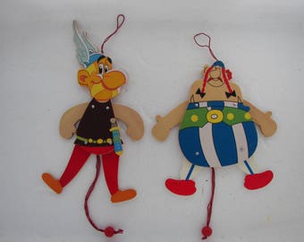Marionnettes en bois vintages « Astérix et Obélix »